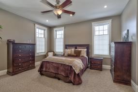 Property listing for 116 Gatepost Pl., Hamilton, ON